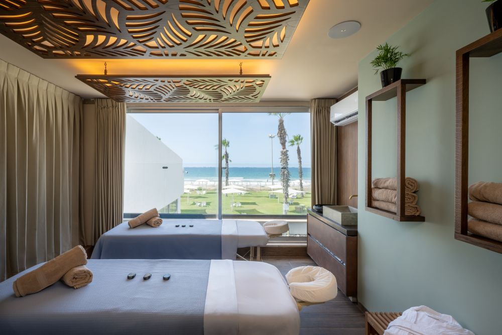 ספא חוף התמרים